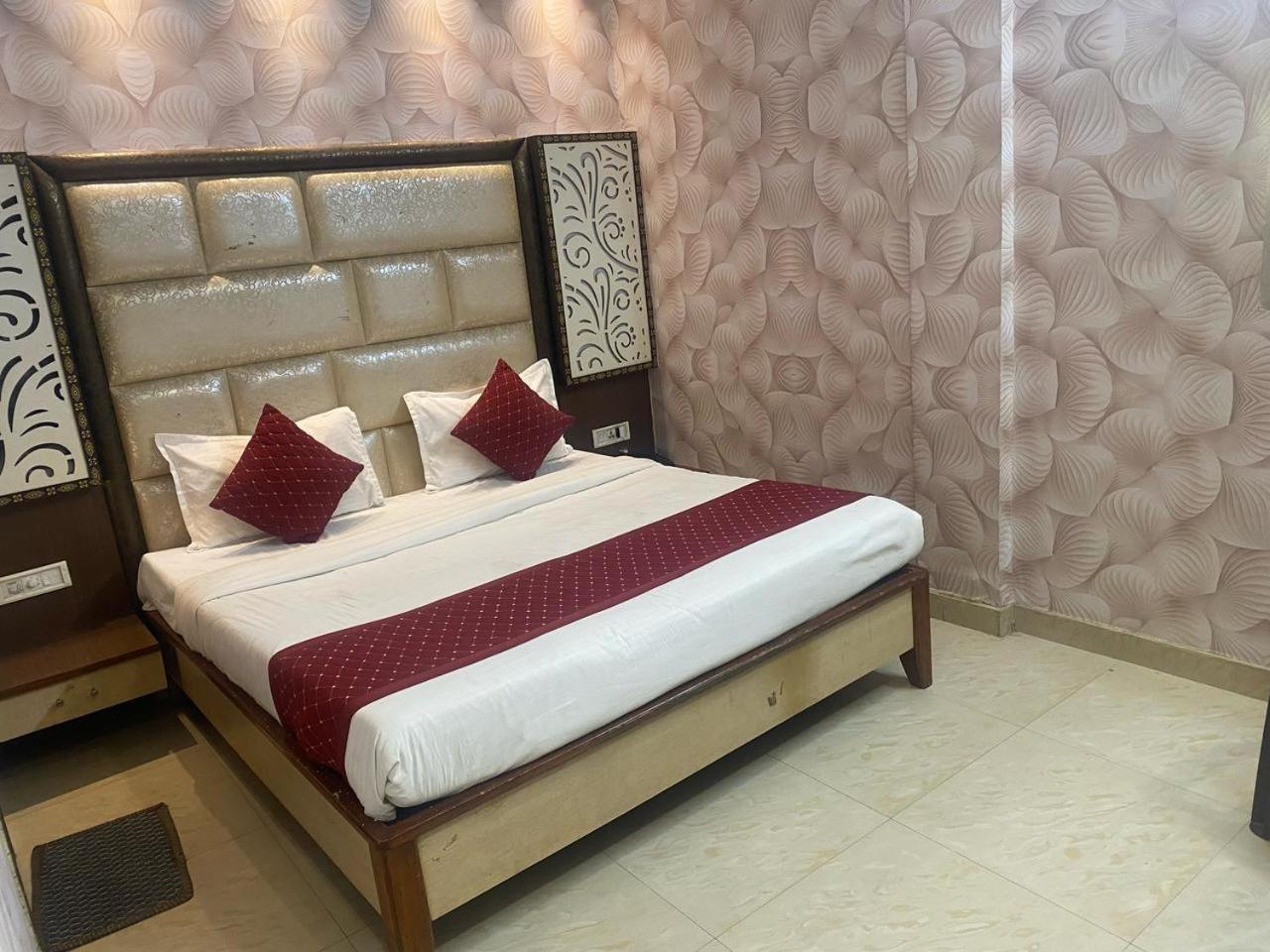 Hotel Robin Amritsar Exterior foto